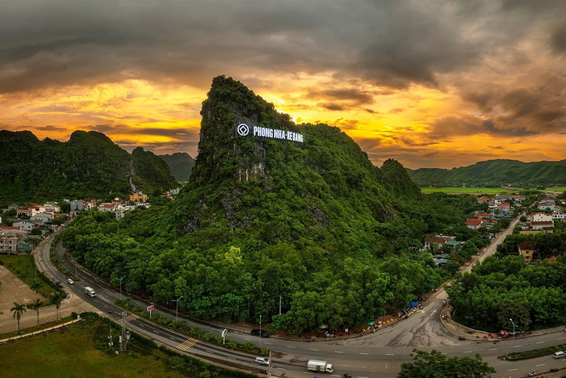 Vườn quốc gia Phong Nha - Kẻ Bàng: Điểm đến du lịch lý tưởng Vườn quốc gia Phong Nha - Kẻ Bàng: Điểm đến du lịch lý tưởng