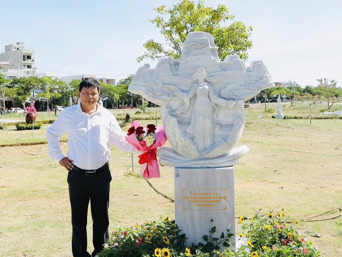 Người thợ muốn truyền nghề nặn phôi tượng miễn phí cho người trẻ