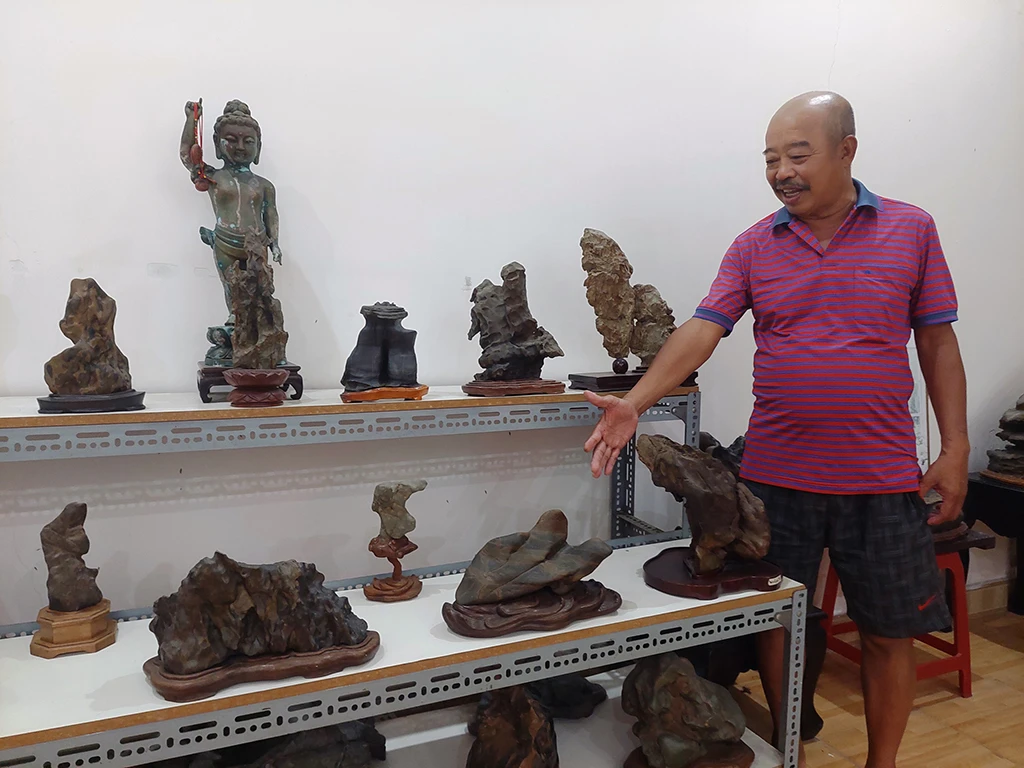 Bỏ tiền tỷ săn đá cảnh, người đàn ông có bộ sưu tập khiến giới chơi đá nể phục