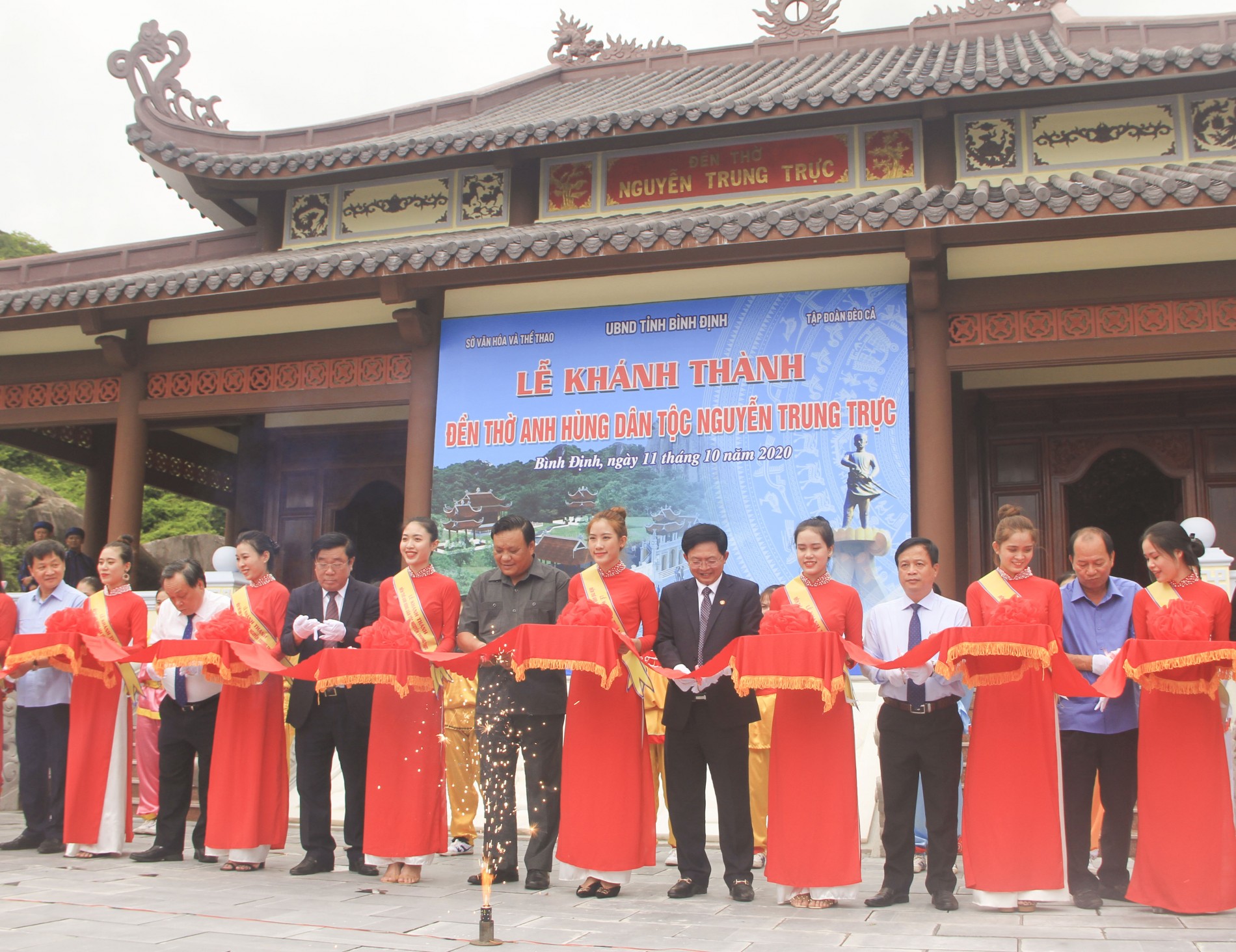 Đền thờ Nguyễn Trung Trực – nơi lưu dấu khí phách anh hùng Đền thờ Nguyễn Trung Trực – nơi lưu dấu khí phách anh hùng