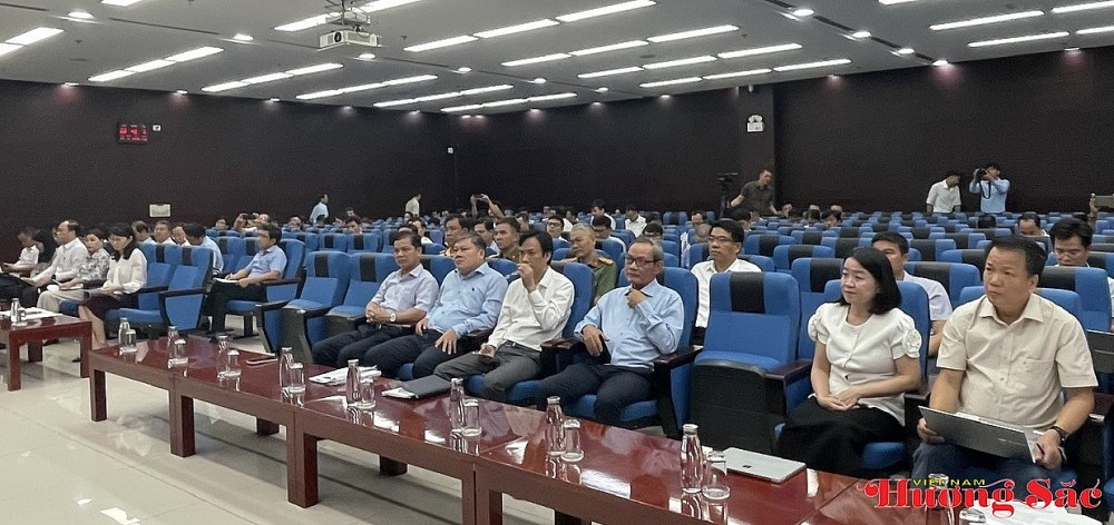 Đà Nẵng: Tập trung tháo gỡ khó khăn, nâng cao hiệu quả điều hành và phát triển kinh tế xanh