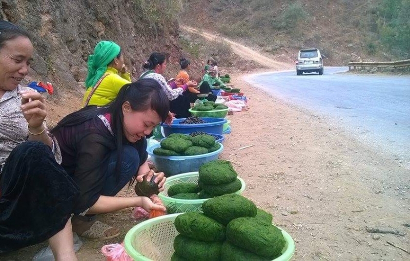 Rêu suối – Món ăn độc đáo của người Thái Tây Bắc
